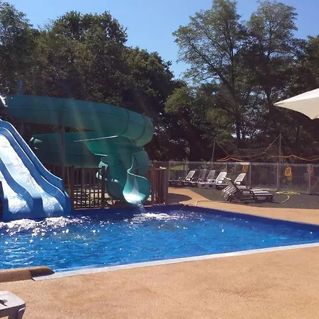 Campsite Mobil-home Avec Terrasse - 6 Pers - Api-1-52-1652 Grayan-et-l'Hopital