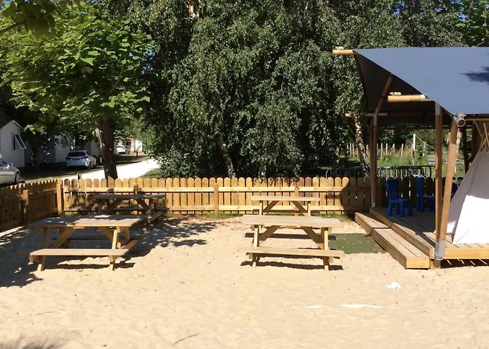 Mobil-home Avec Terrasse - 6 Pers - Api-1-52-1652 Campsite Grayan-et-l'Hopital