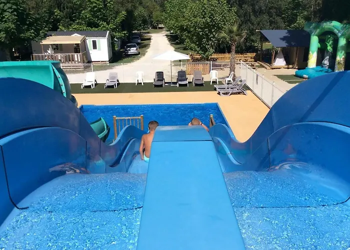 Campsite Mobil-home Avec Terrasse - 6 Pers - Api-1-52-1652 Grayan-et-l'Hopital